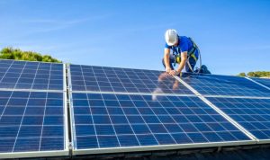 Installation et mise en production des panneaux solaires photovoltaïques à Fontenilles